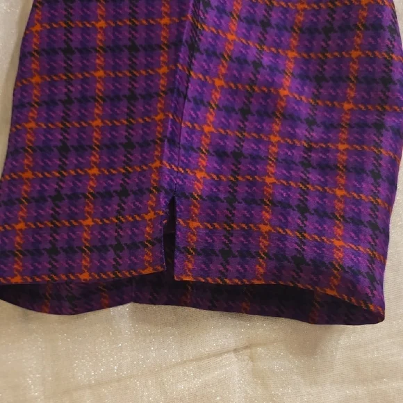 Silk Allison Taylor Women's Vibrant Plaid Capris
